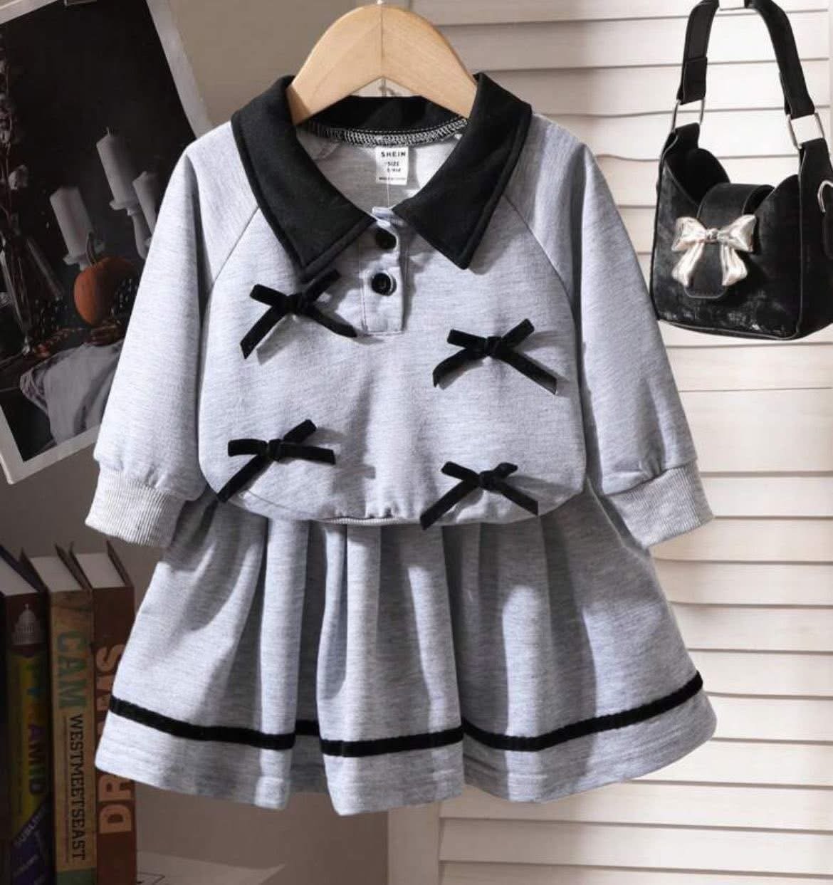 K vestido manga larga con decoración de lazo